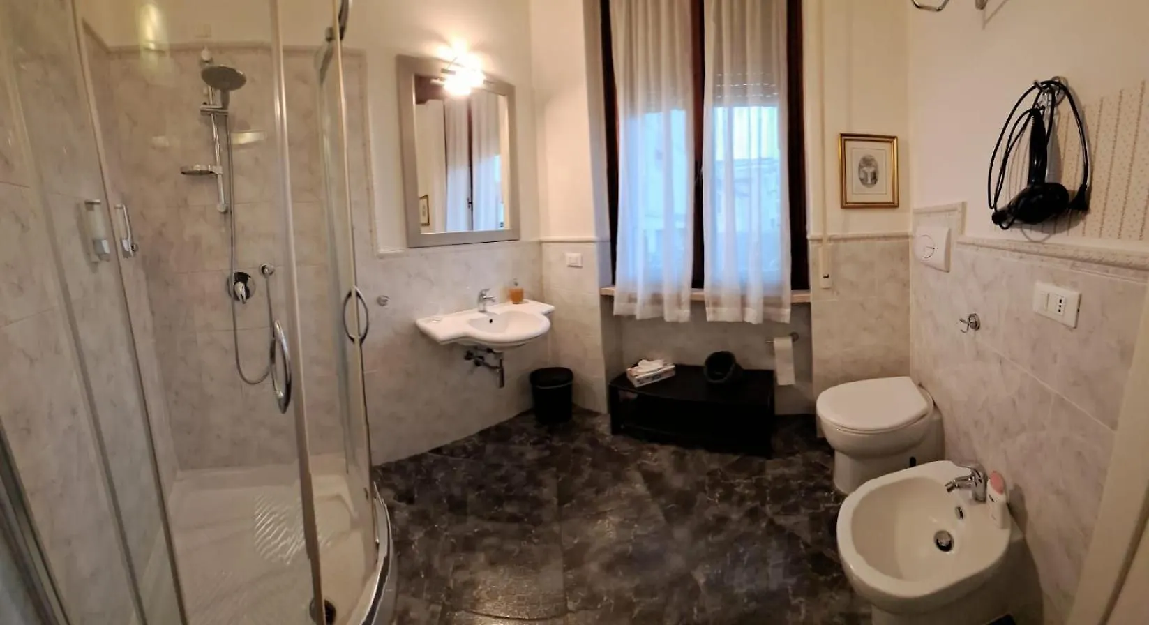 B&B Myosotis Pisa 0*,